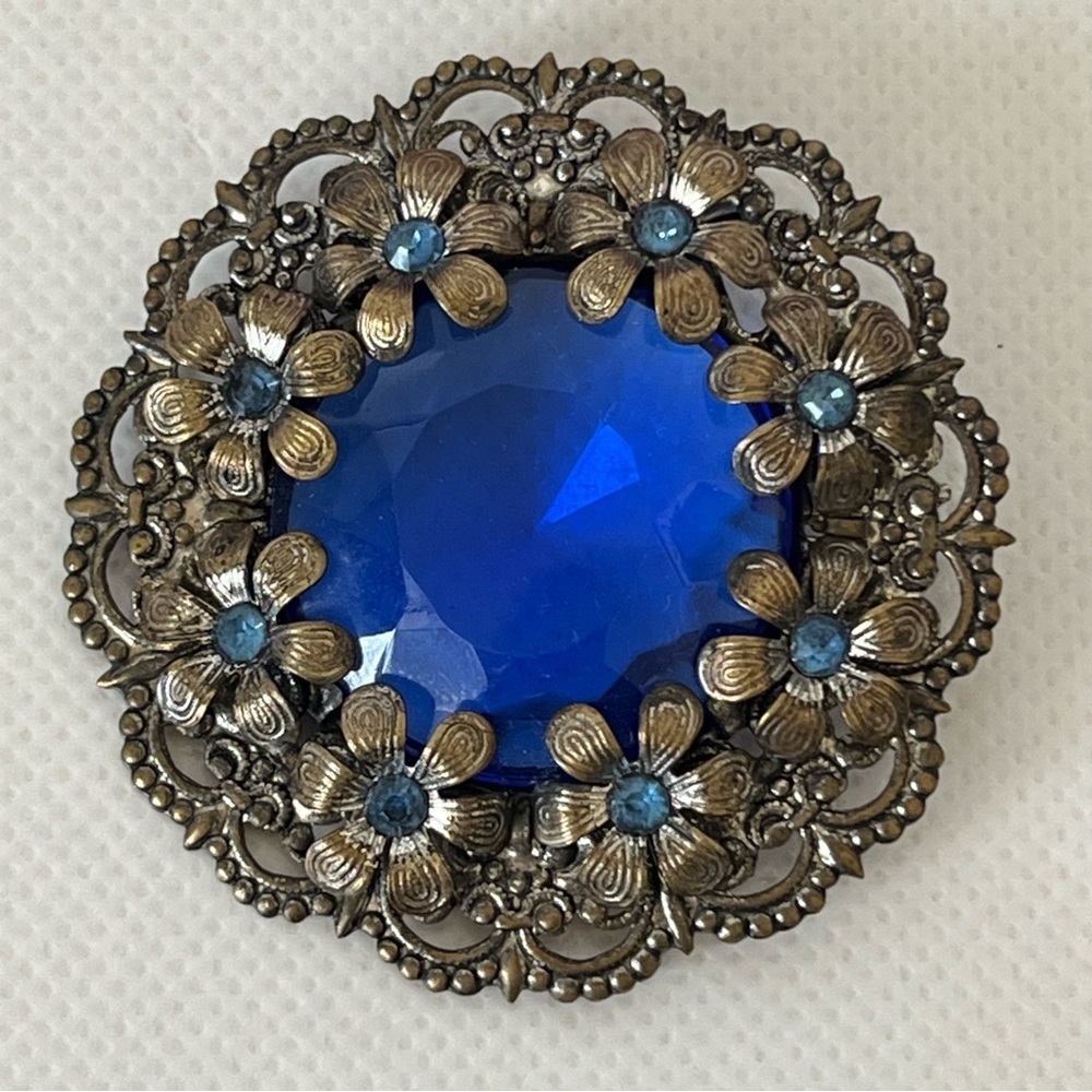Vintage Filigree Czech Blue Glass Stone Brooch